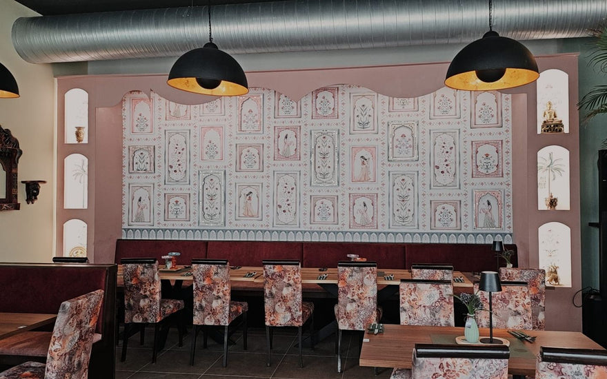 How Restaurant Wallpaper Design Shapes Customer Experience & Mood?