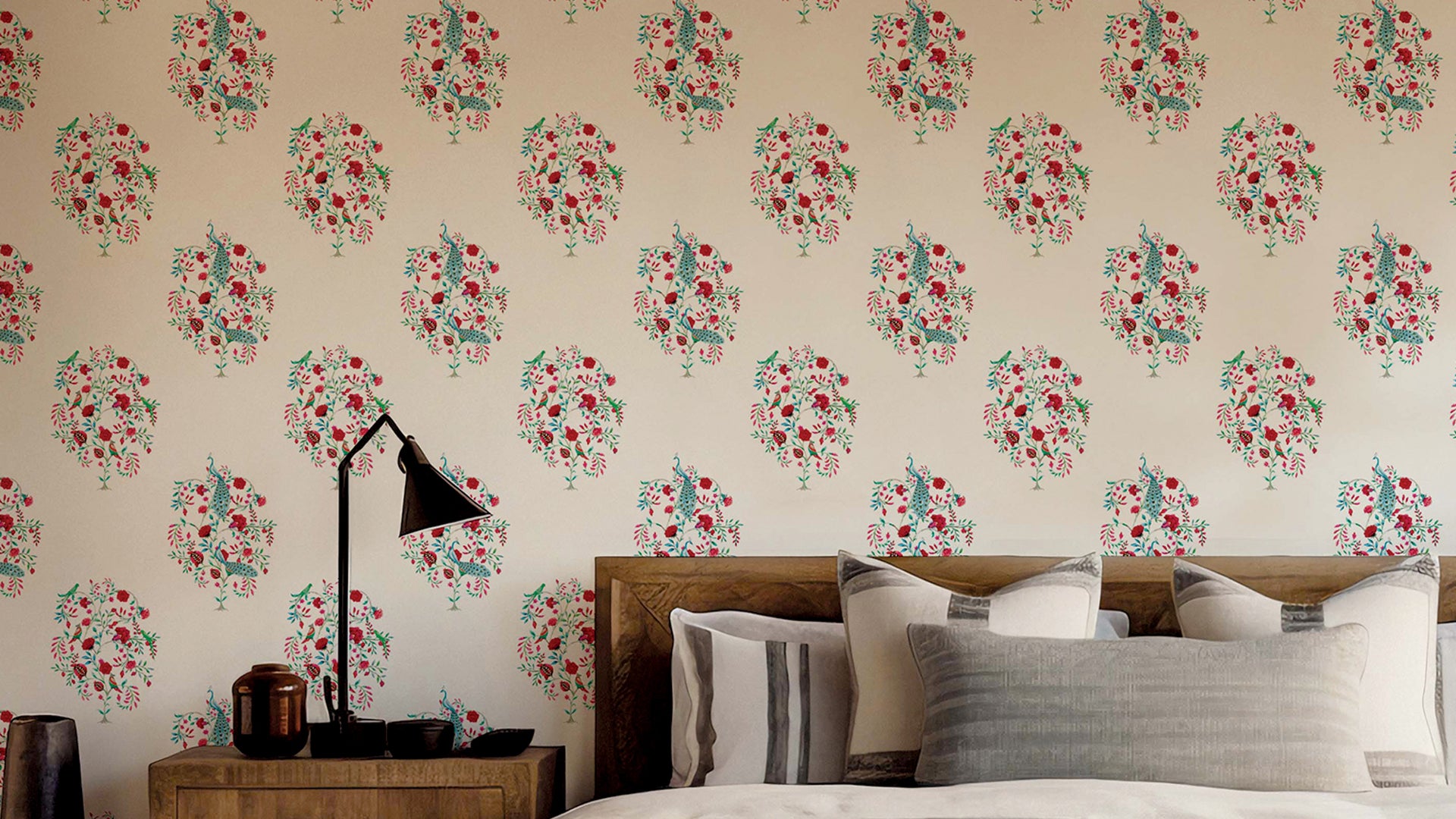 Amore-e-Anaar: Floral Wallpaper with Birds