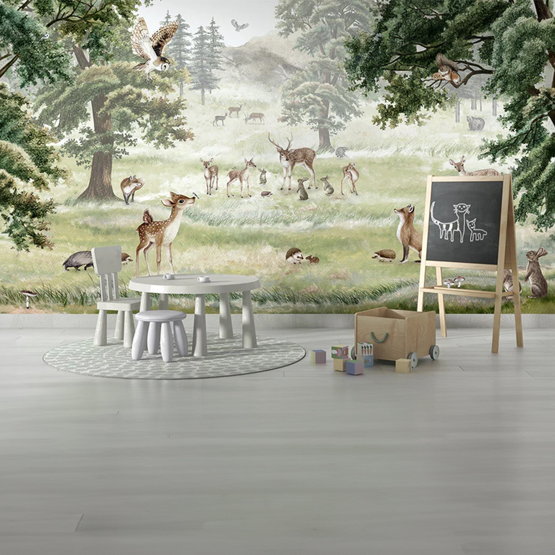 Forest-Fun: Peaceful WildlifeWallpaper With Deer, Rabbits, Squirrels and Birds in Lush Green Woods