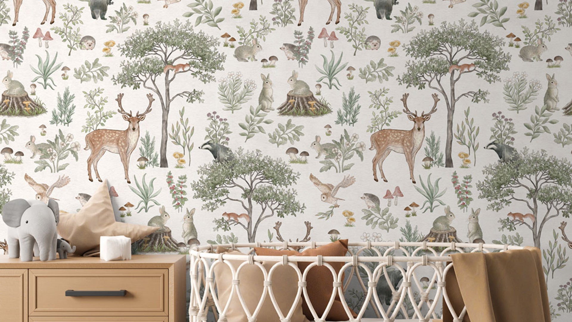 Fantastic Forest: Woodland Animals In Forest Wallpaper