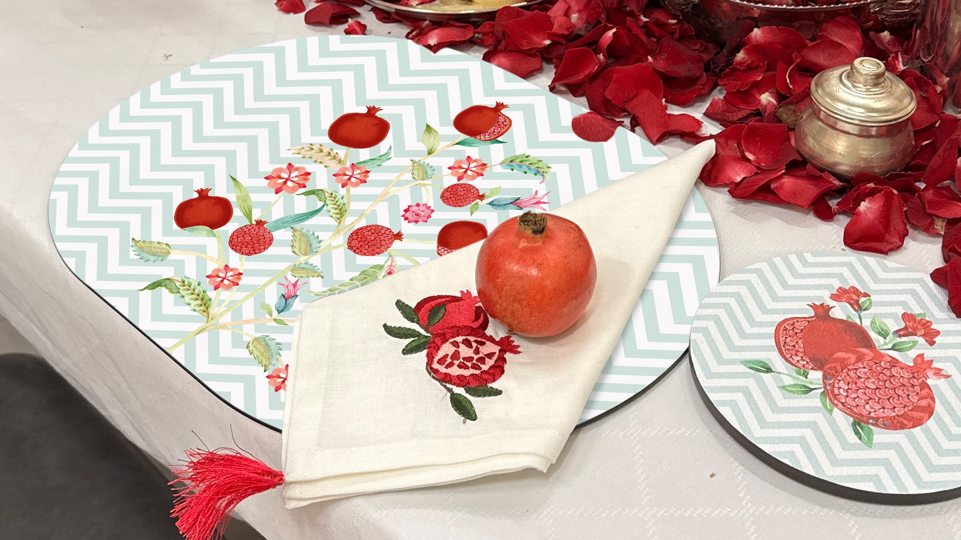 Chevy Pomegranates: Premium Wooden Table Mat